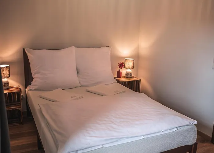 Kronenburger Alm Hotel Dahlem (Euskirchen)