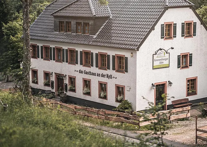 Kronenburger Alm * Dahlem (Euskirchen)